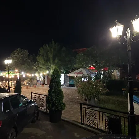 нели * Ravadinovo