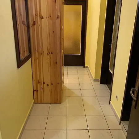 Lägenhet нели Ravadinovo