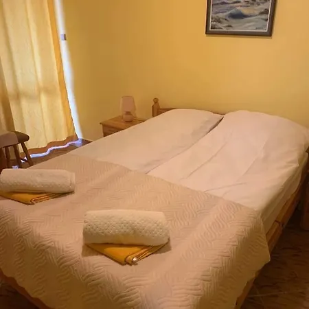 нели Apartament *