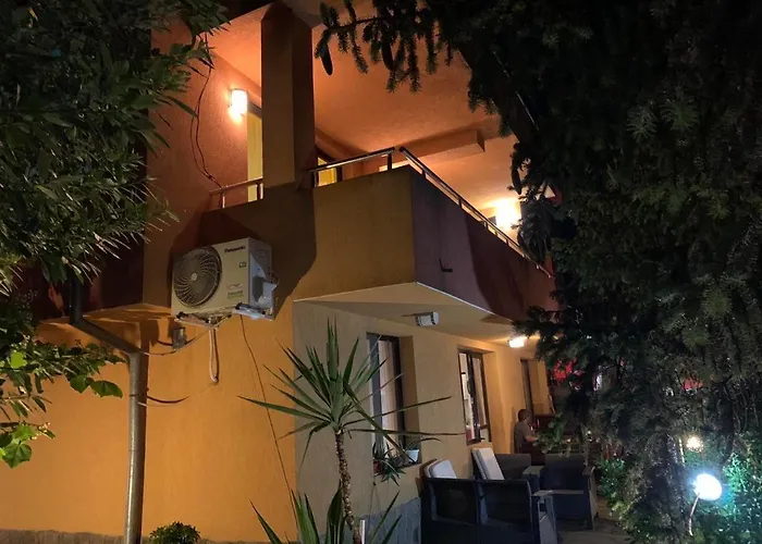 нели Апартамент