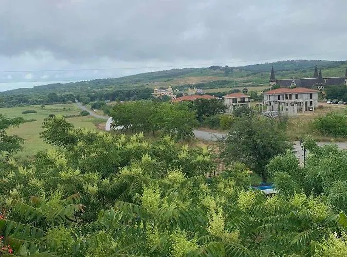 нели Апартамент Ravadinovo