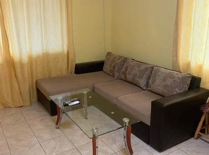 Апартамент нели